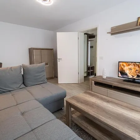 Krone - New Development Near Mall Coresi With Free Parking